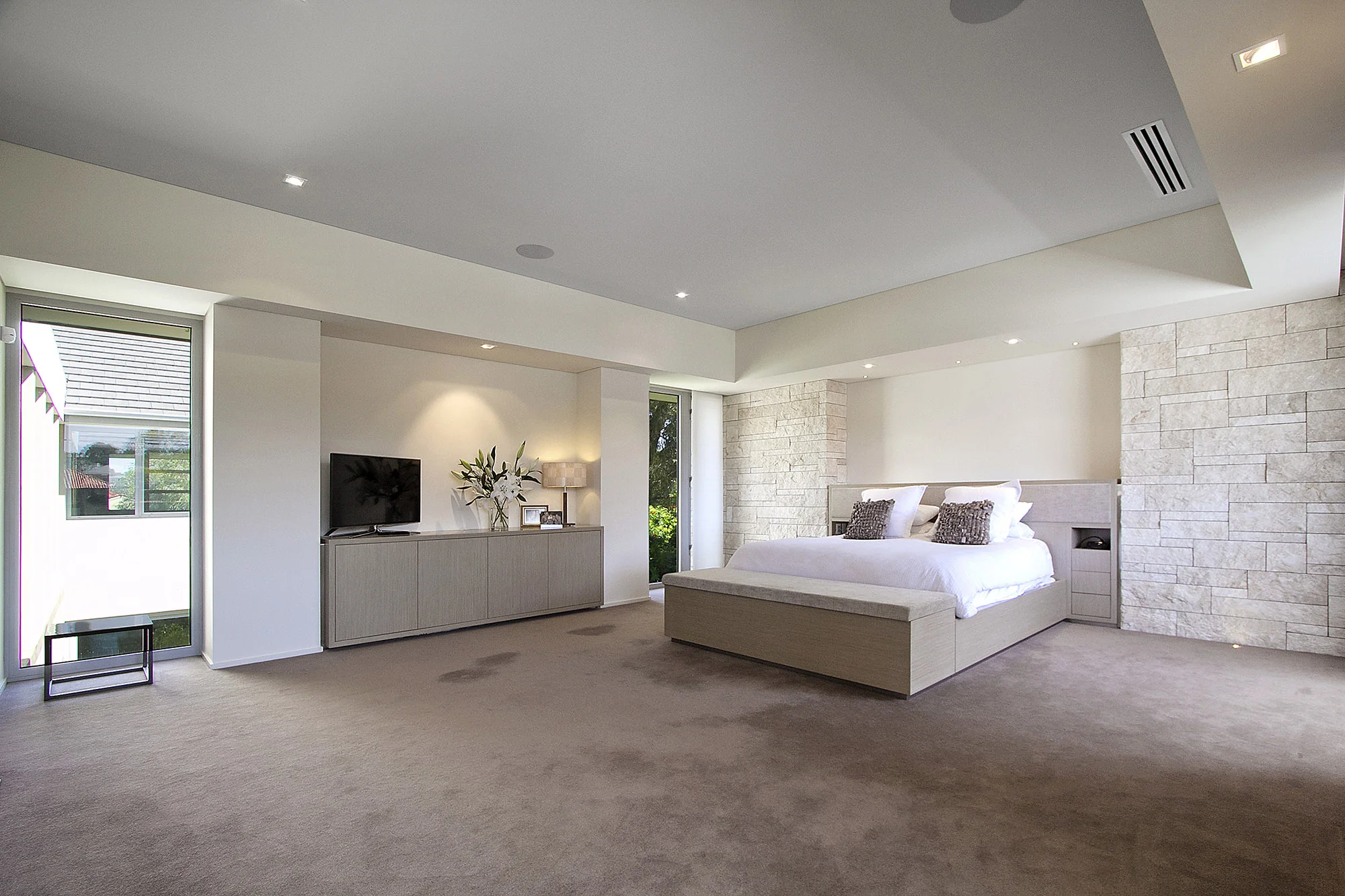 45A_Irvine_St_Peppermint_Gve_24.jpg