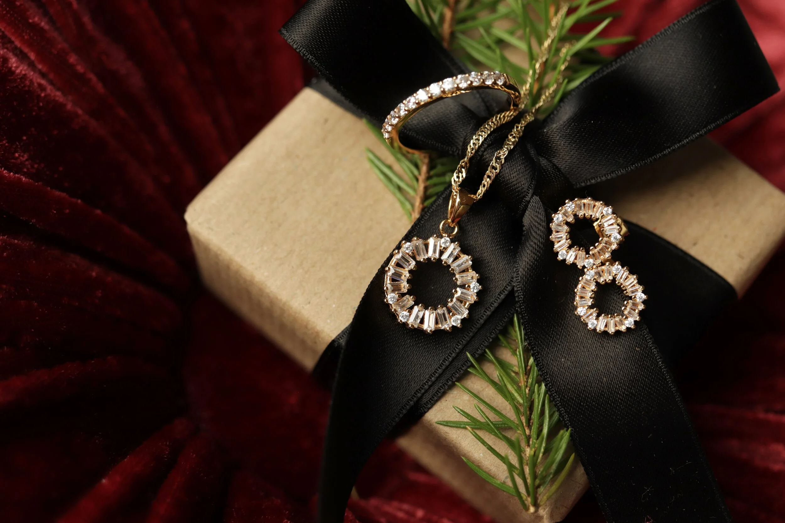 Legg julegavehandelen til oss