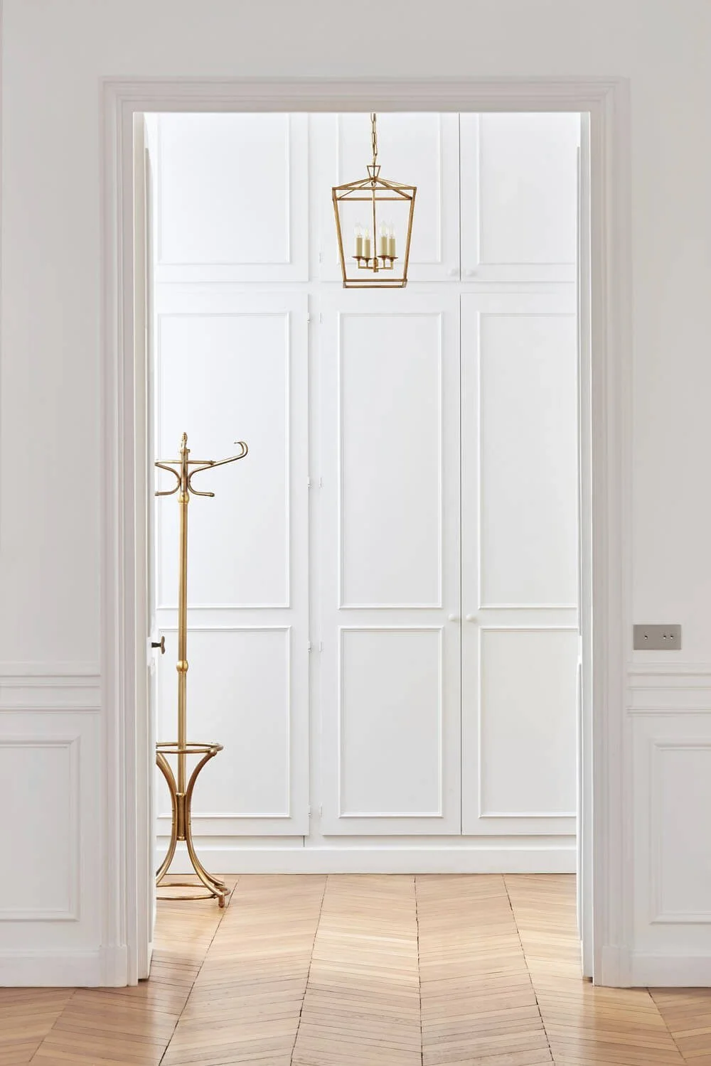 Visual Reference: Trocadéro Ii Luxury Apartment Renovation