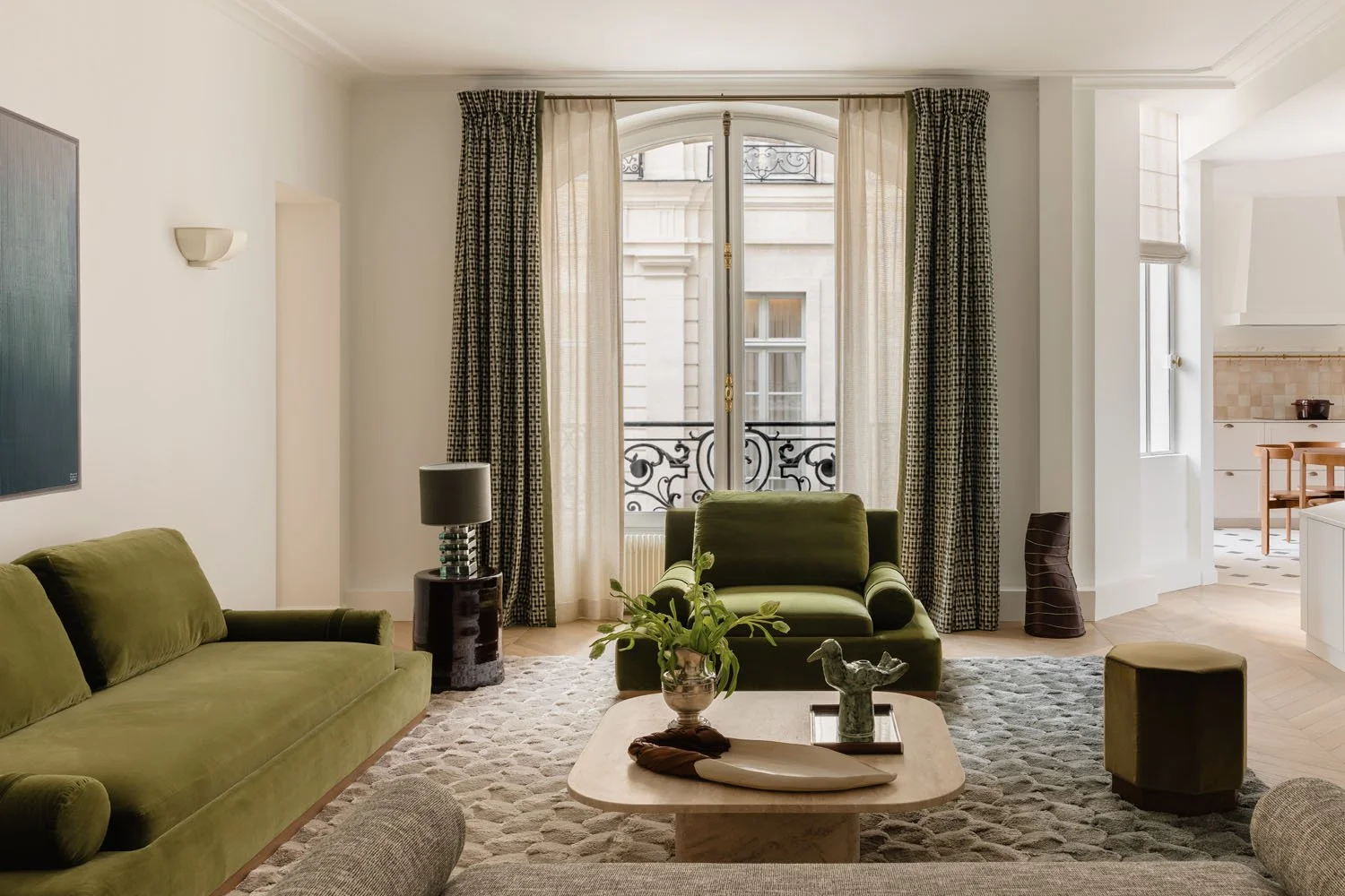 Photo inspiration: Luxury Apartment Renovation Luxury Amenities Costs Reference: Luxury Apartment Renovation In Paris