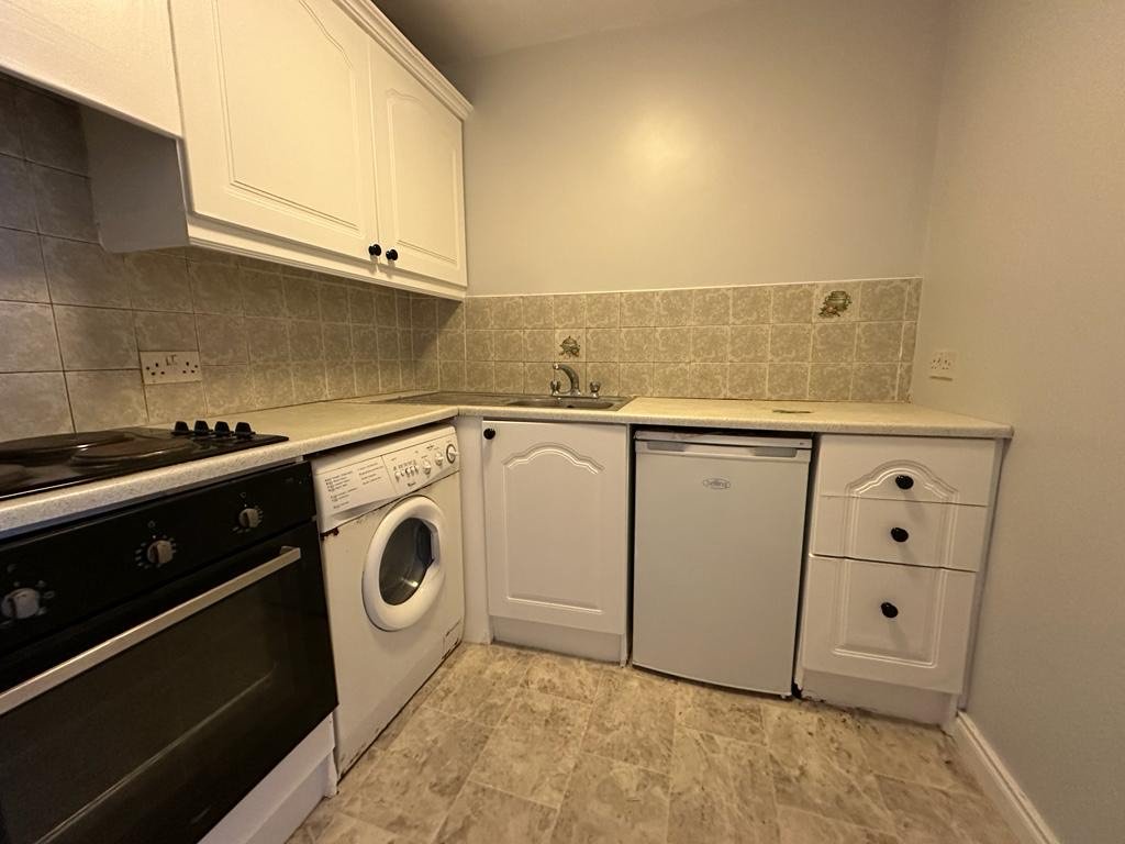 14 Douglas Court, Crowe Street, Dundalk, Co. Louth — Blue Sky Property