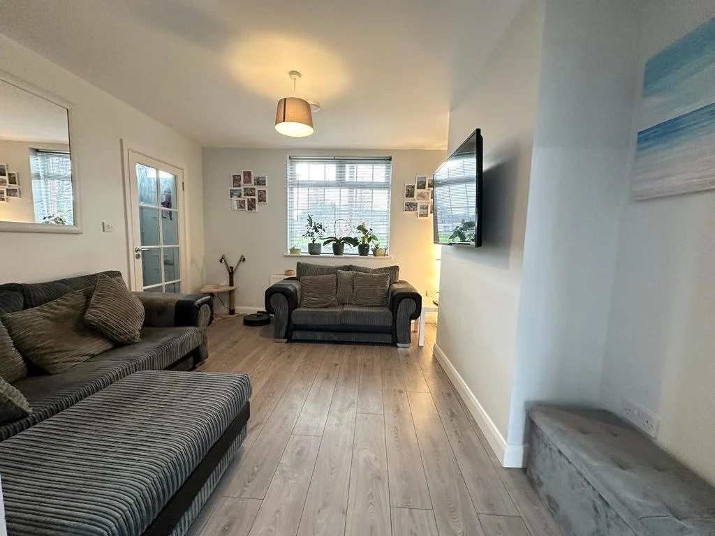 11 St. Gerard's Square, Dundalk, County Louth, A91 T3HF — Blue Sky