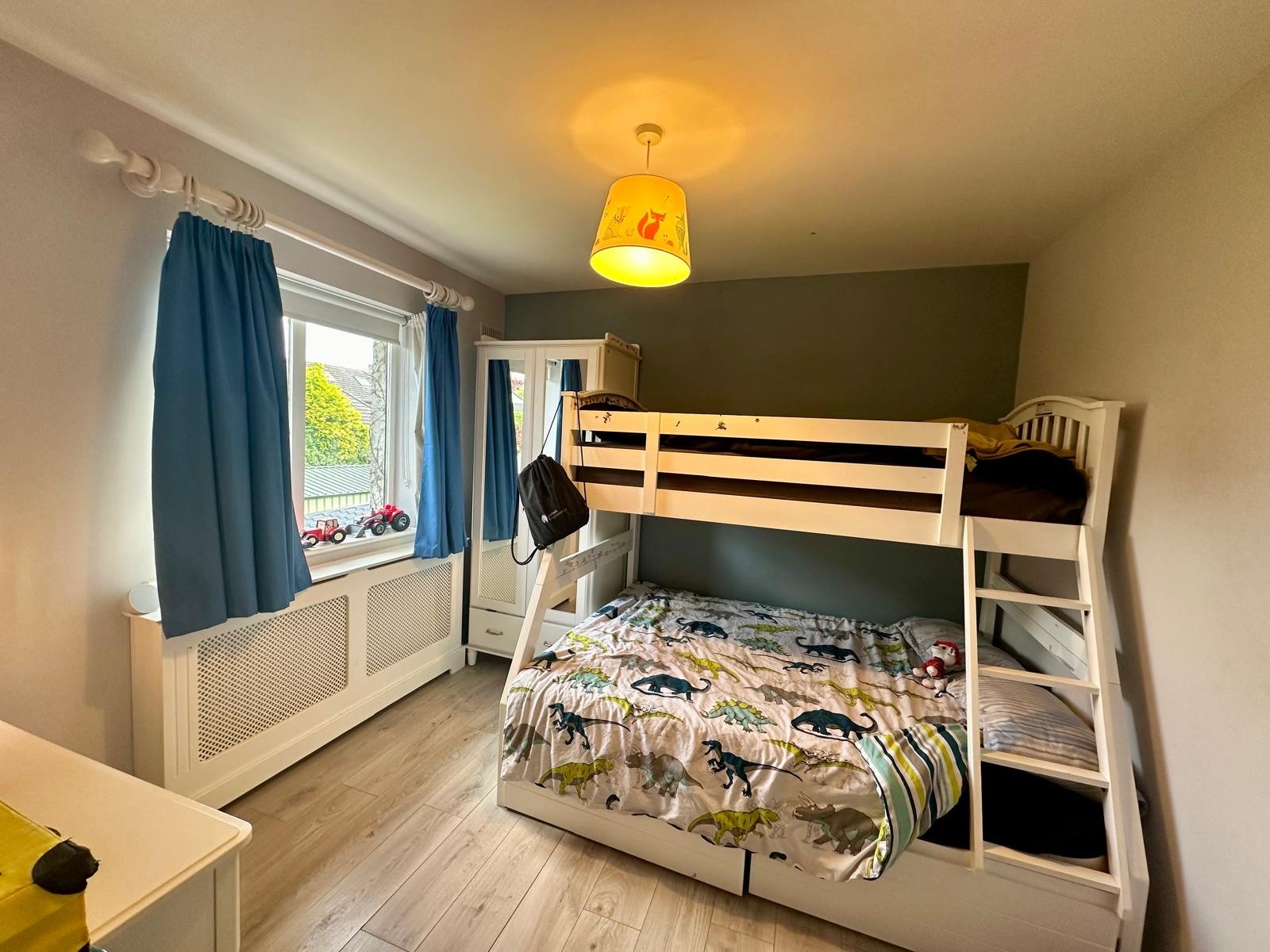 bedroom 2.jpeg