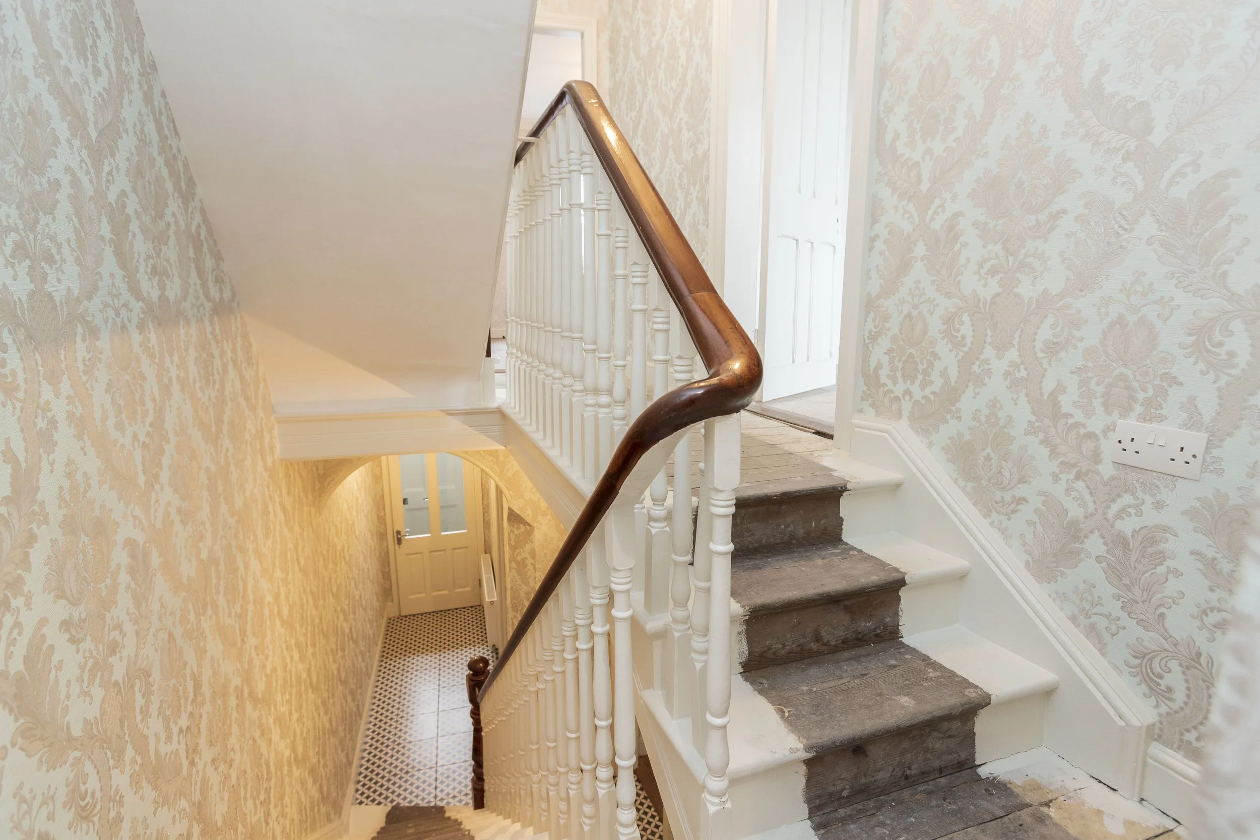 2 The Crescent20.JPG