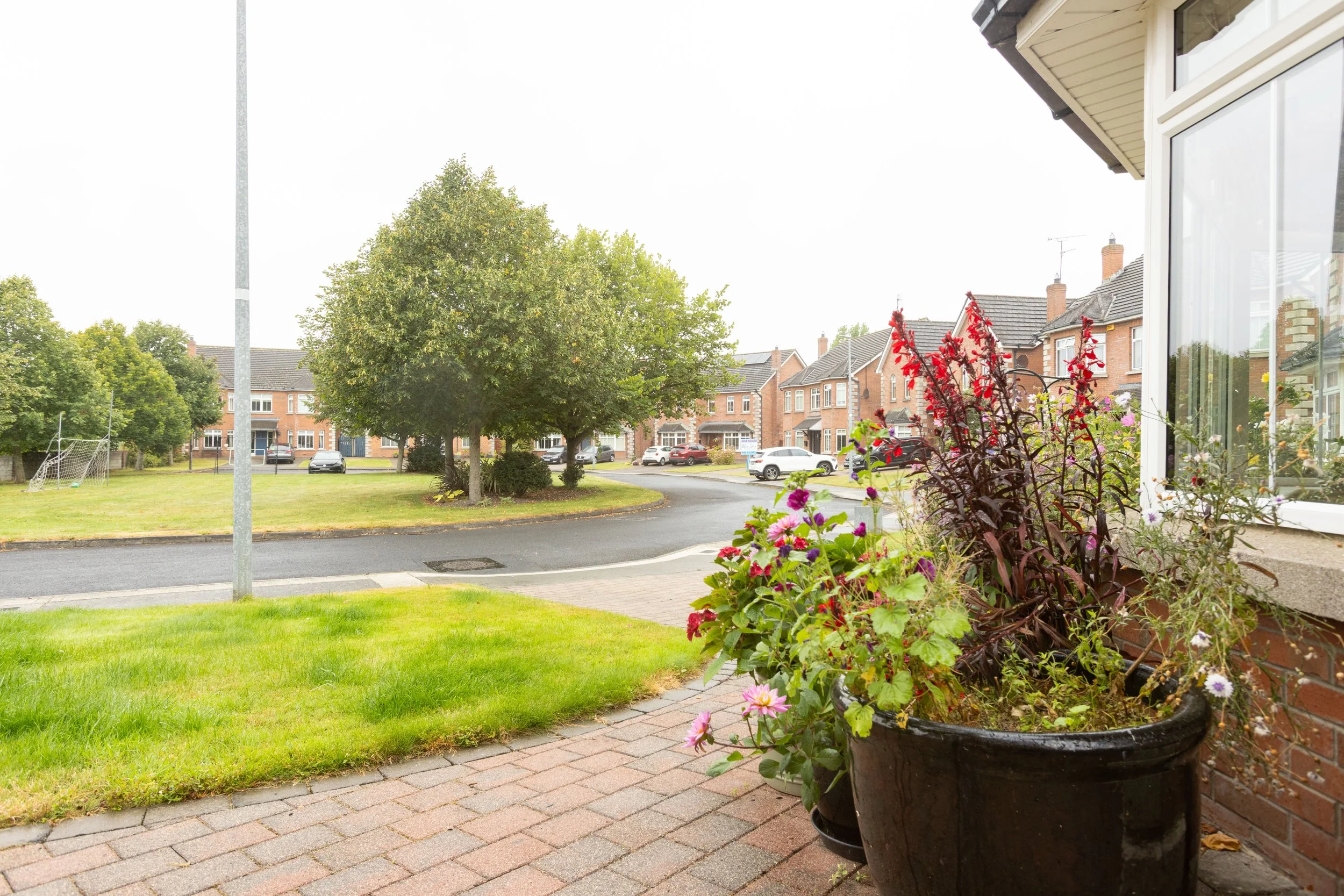 2 Priorland Gardens9.jpg