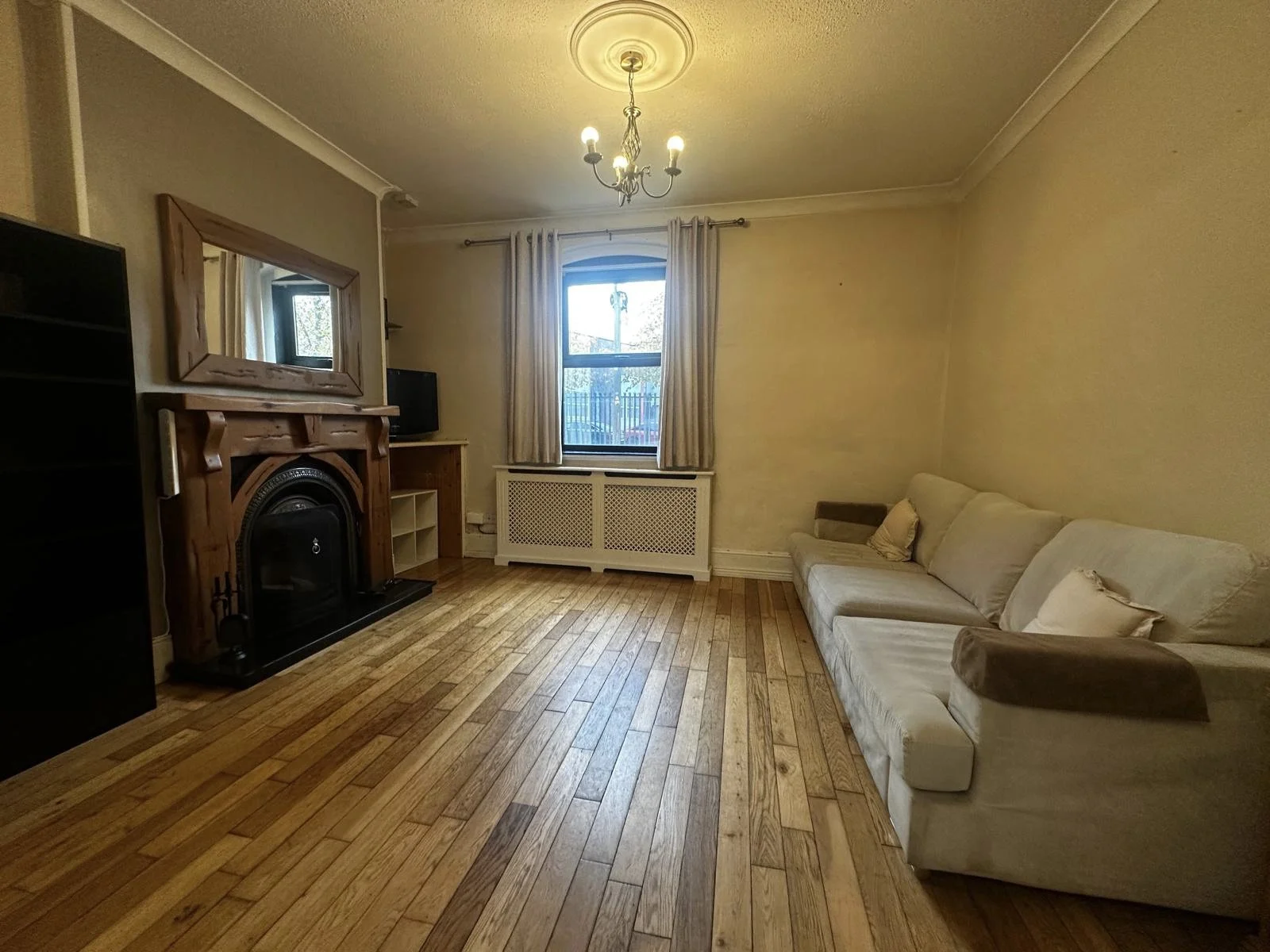 77ab69dd-ee53-4af0-ab18-973ea21bed25.jpg