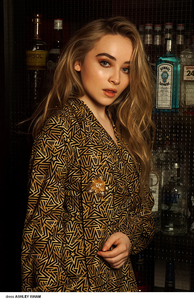 sabrina_carpenter_12.jpg