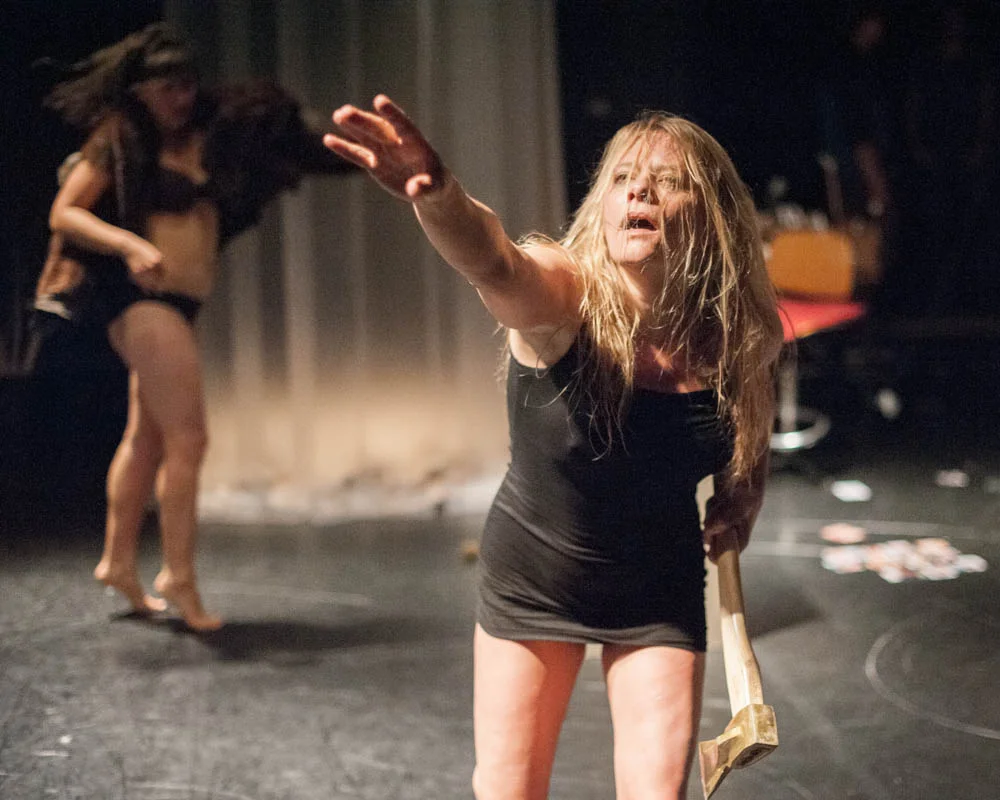 ***** "A very multilateral experience that carries the audience along." This is Not a Sad Song***** Review Theaterkrant ( Read Full Article - Dutch ) Review 08/2016