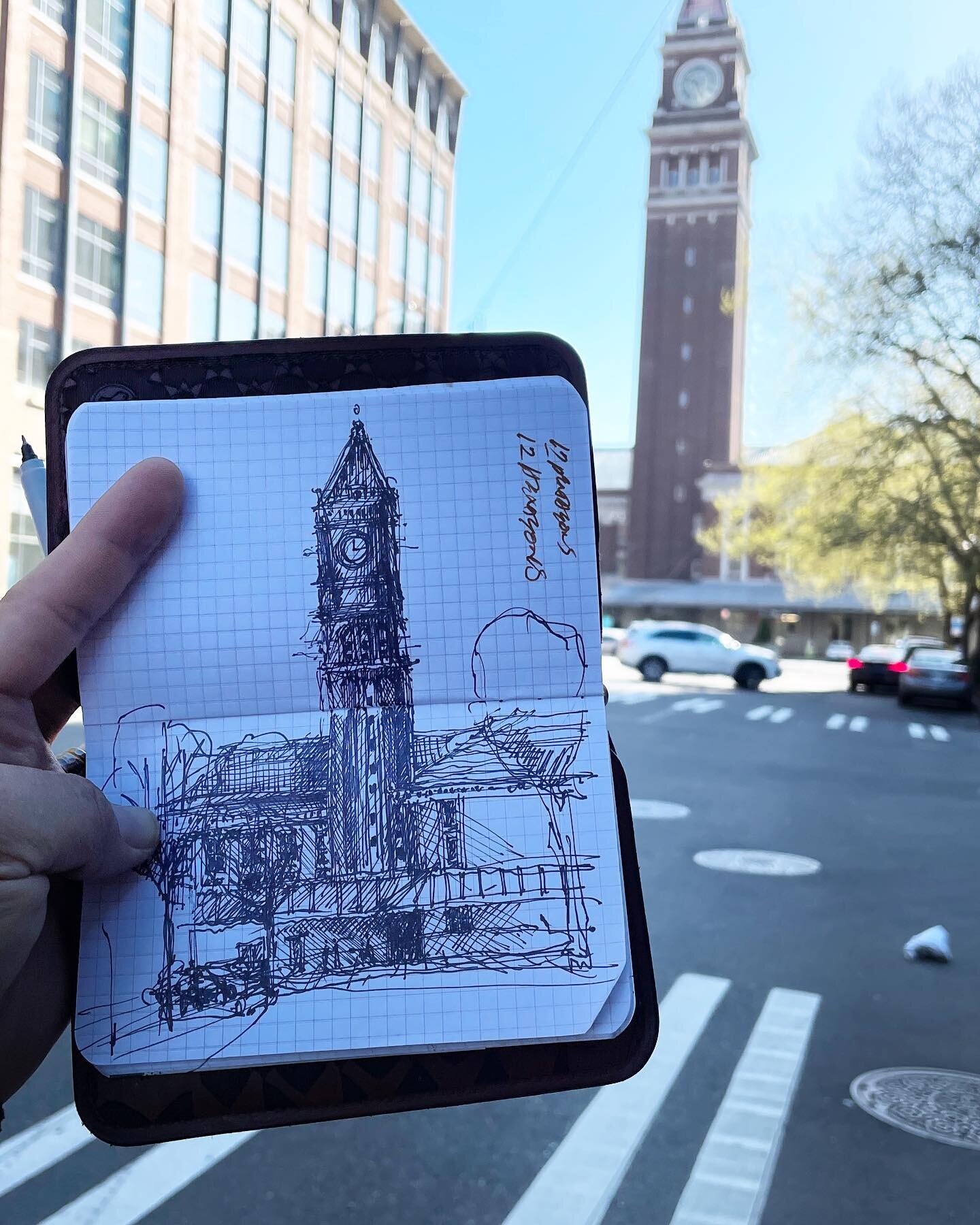 I never have enough time to sketch all the architecture that I want.  Today I stopped and took all the time I needed to capture the shadows of the king street station.  Such an icon of the pioneer square neighborhood.  #urbansketching #urbansketchers