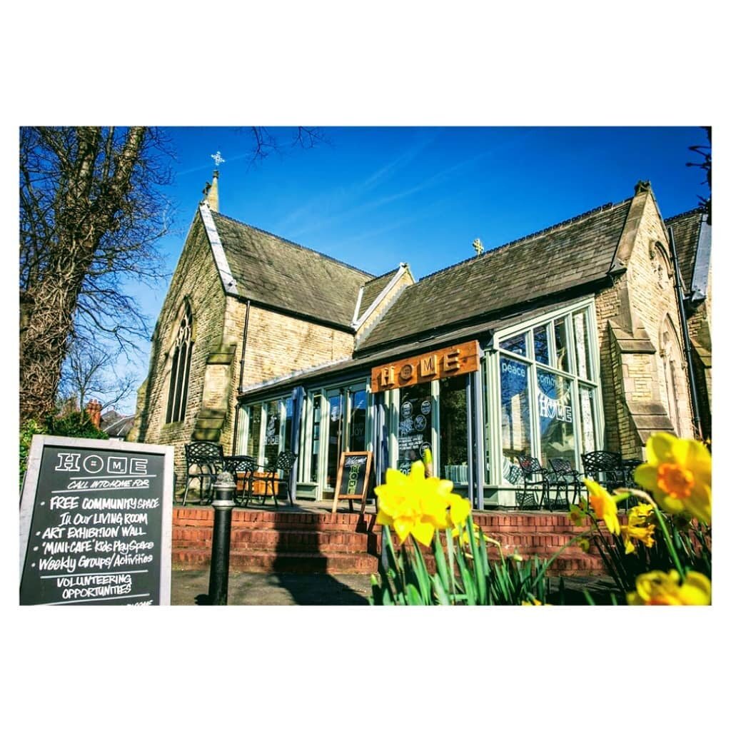 It's the last day of the Golden Things exhibition at the Didsbury Parsonage today. BUT tomorrow it moves down the road to Home Caf&eacute; Didsbury
.
.
Home is a boudiful community caf&eacute; with an excellent vegetarian menu, snacks and sweet thang