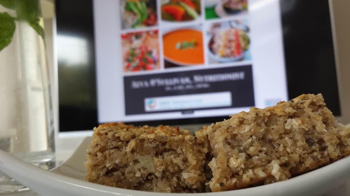Optimized-banana-chia-seed-oat-bars.jpg
