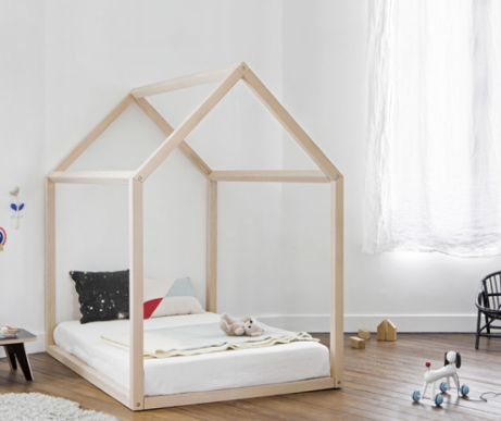 BONNESOEURS Beech Wood House Bed Natural