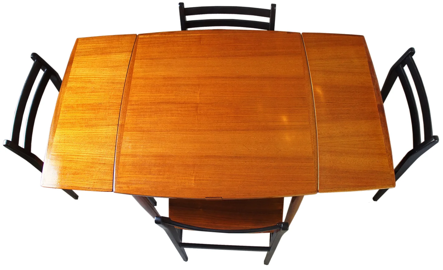 game table 3.jpg
