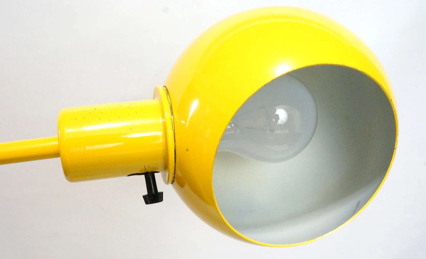 Eyeball+lamp+2.jpg
