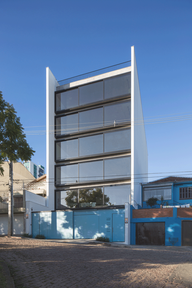 MONTAGEM-DAS-JANELAS_curto.gif