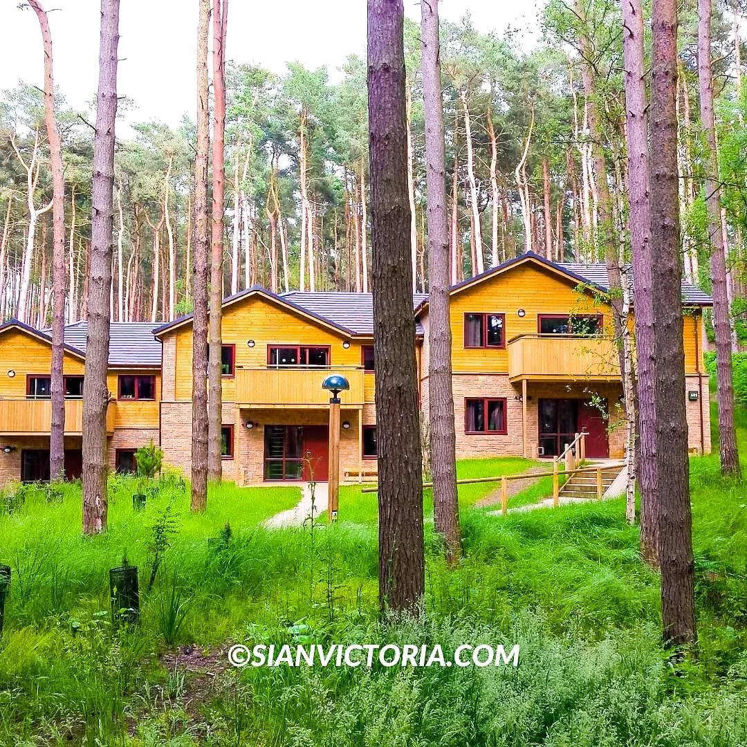 Center Parcs Woburn Forest New Style Executive Lodge — Sian Victoria.