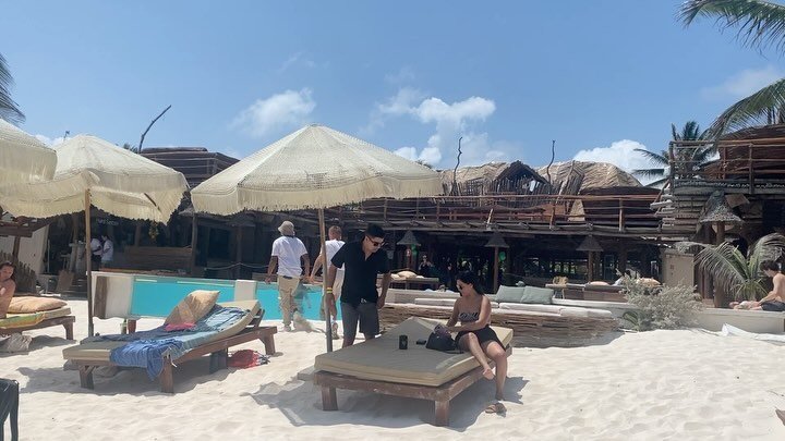 Thank you Riviera Maya for your vibrant energy and beautiful people. Some behind the scenes looks of the sights and sounds of Tulum. I haven&rsquo;t met so many wonderful people on one journey. To many more! 

Huge shout out to @kaabaluum @illuuminat