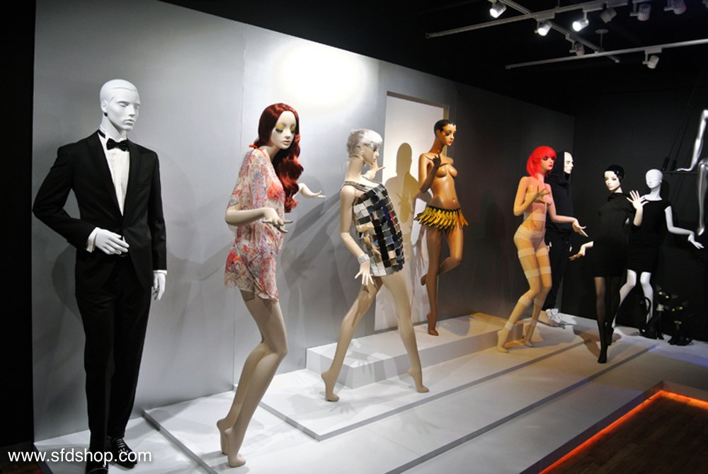 Genesis Mannequin showroom fabricated by SFDS 7.jpg