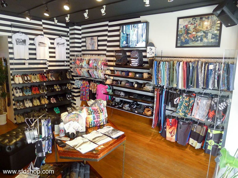 Volcom flagship NYC store fabricated by SFDS 1.jpg