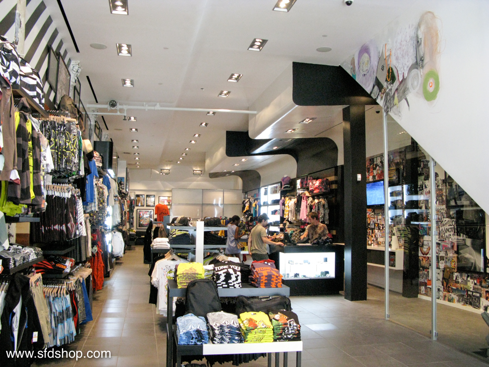 Volcom flagship NYC store fabricated by SFDS 17.jpg