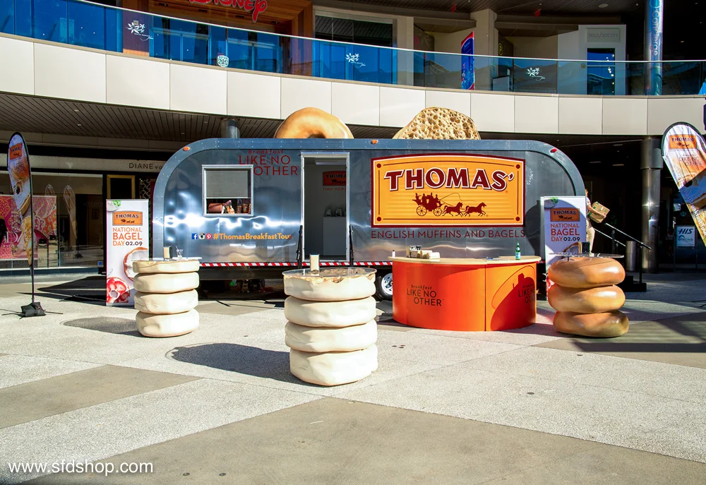 Thomas breakfast tour fabricated by SFDS -16.jpg