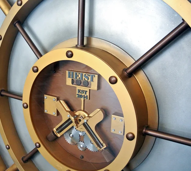 HEIST VAULT 