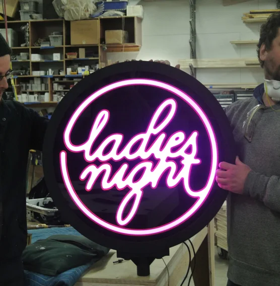 LADIES NIGHT 