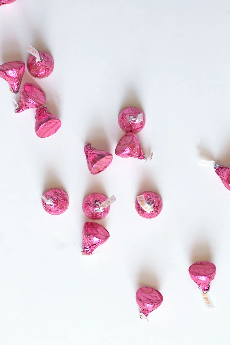 Valentines-Day-Hershey-Kisses.jpg