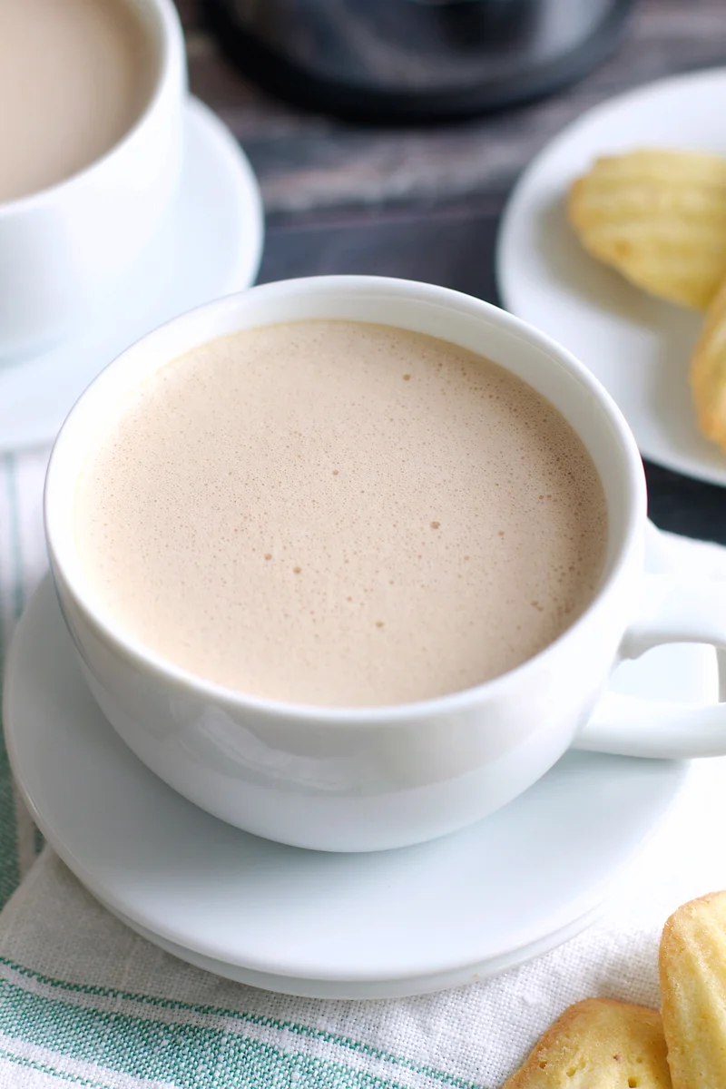 how-to-make-a-nutella-latte.jpg