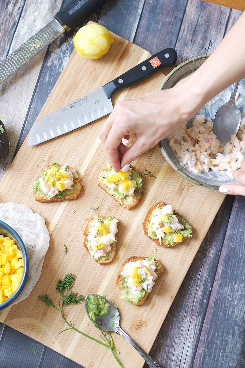 mini-mango-lobster-avocado-toast-bites.jpg