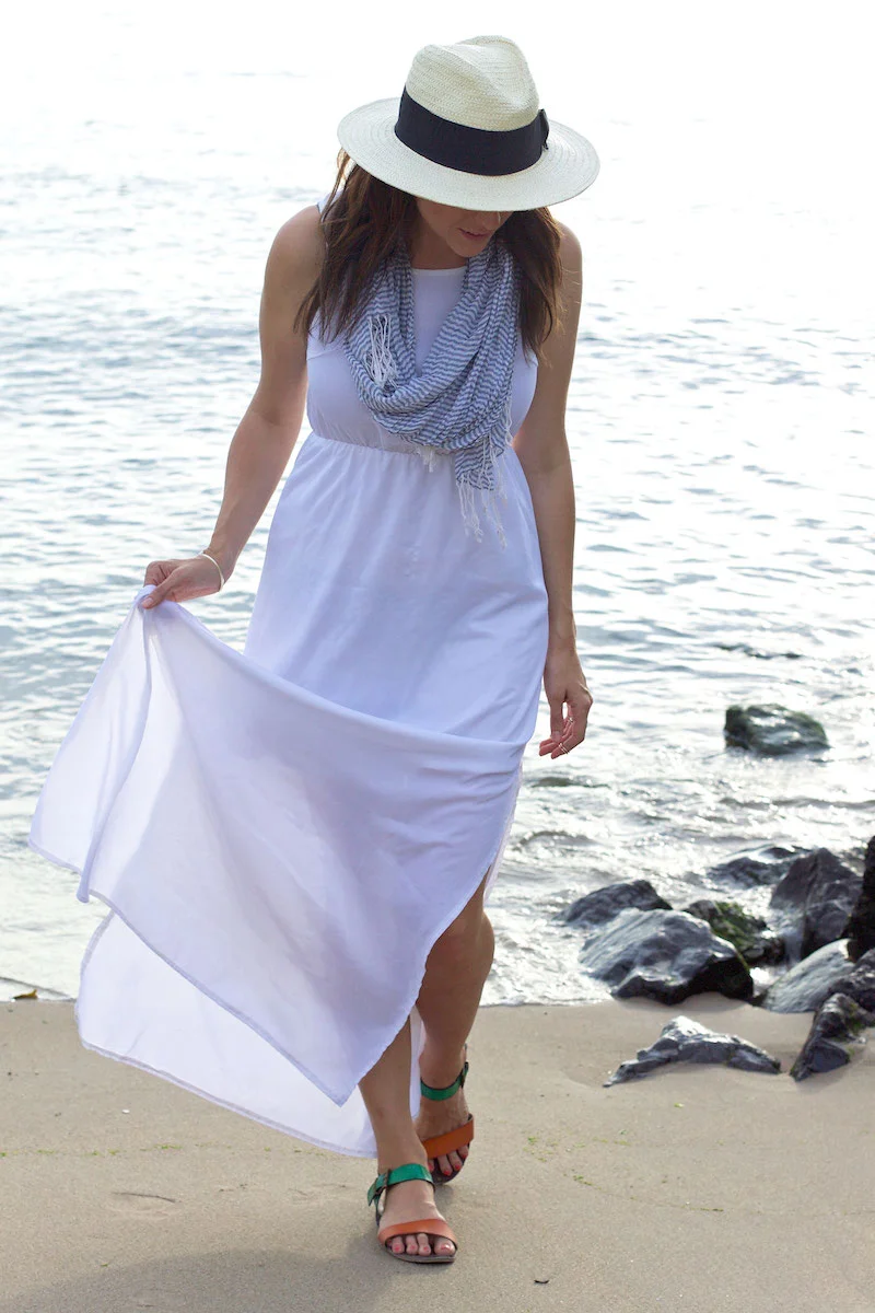 white-maxi-dres.jpg