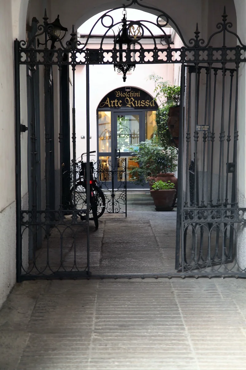 Milan-Doorways.jpg
