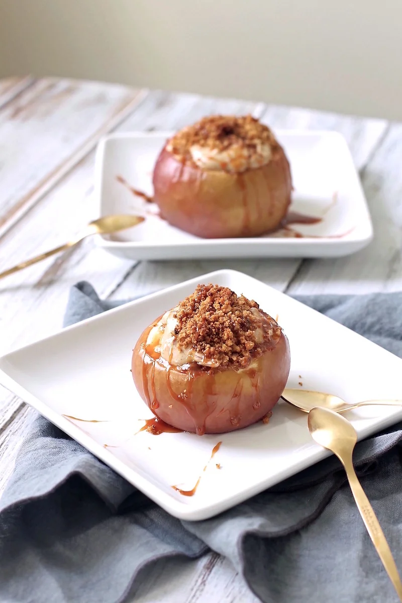 Caramel-Apple-Cheesecake-Stuffed-Baked-Apples-2.jpg
