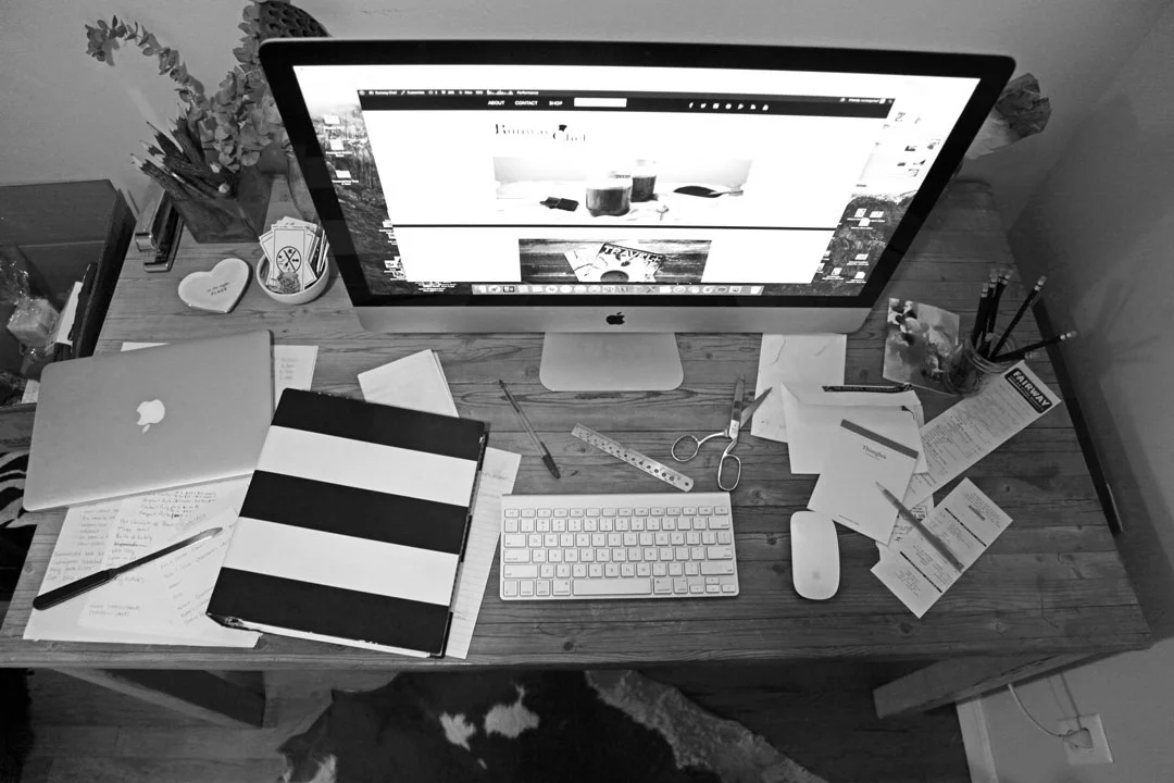 cleaning-up-your-desk.jpg
