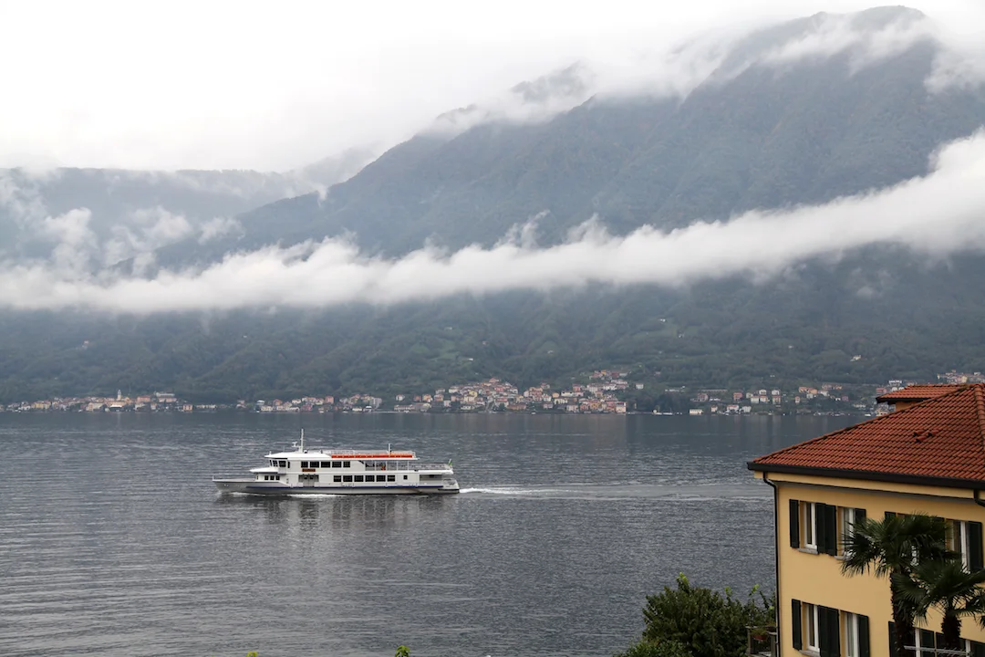 boats-on-lake-como.jpg