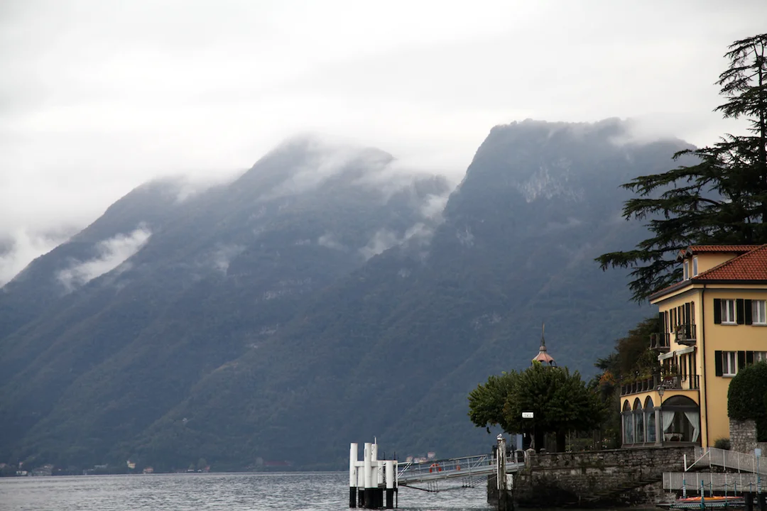 hotel-on-lake-como.jpg