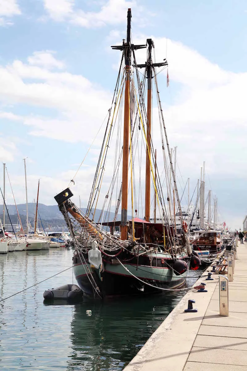 ships-in-Italy.jpg