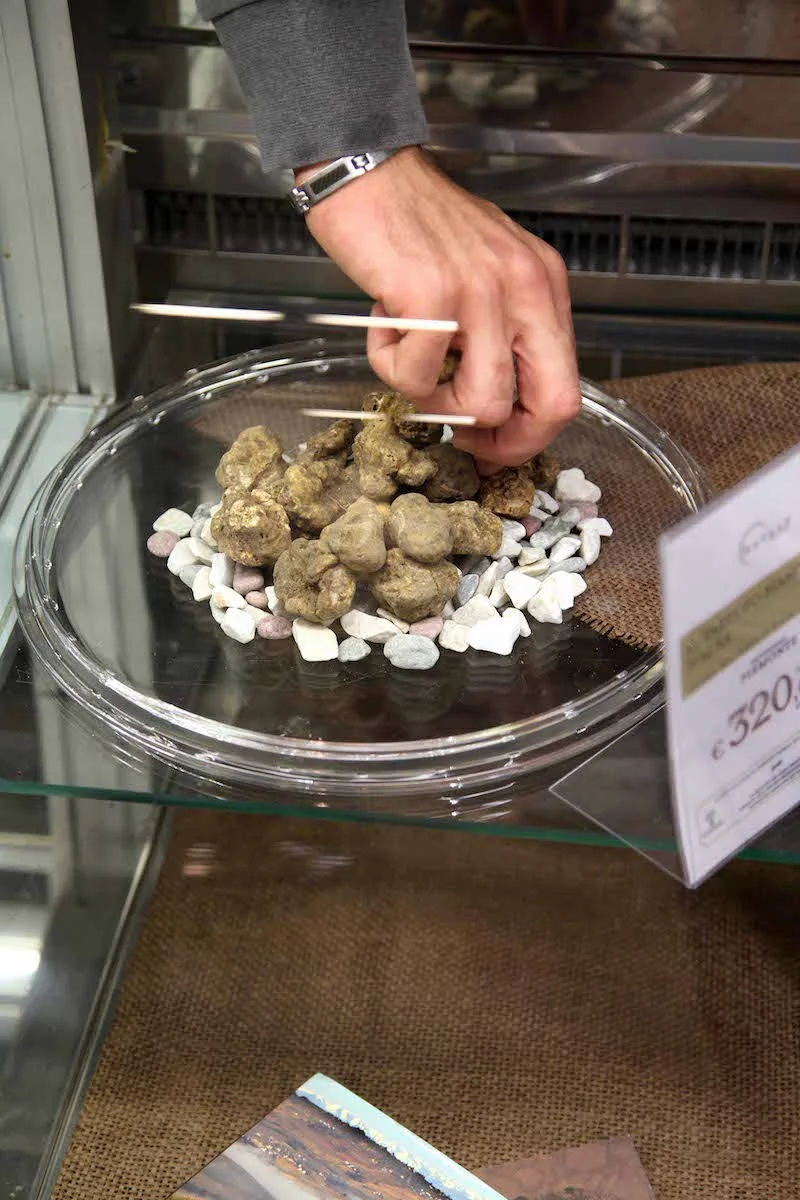 white-truffles.jpg