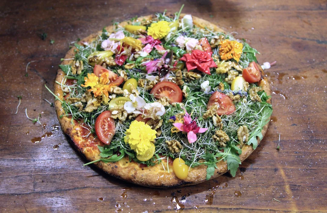pizza-with-edible-flowers.jpg