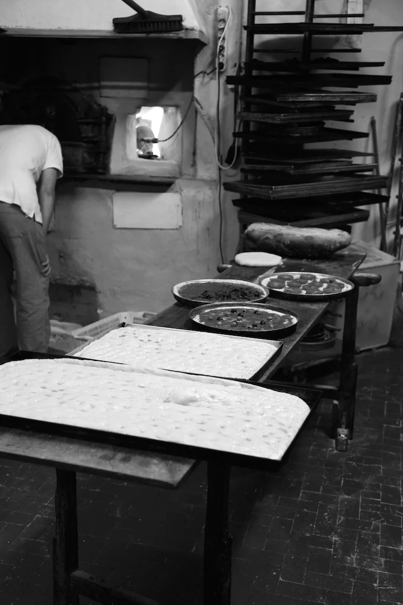 pizzas-in-Italy.jpg