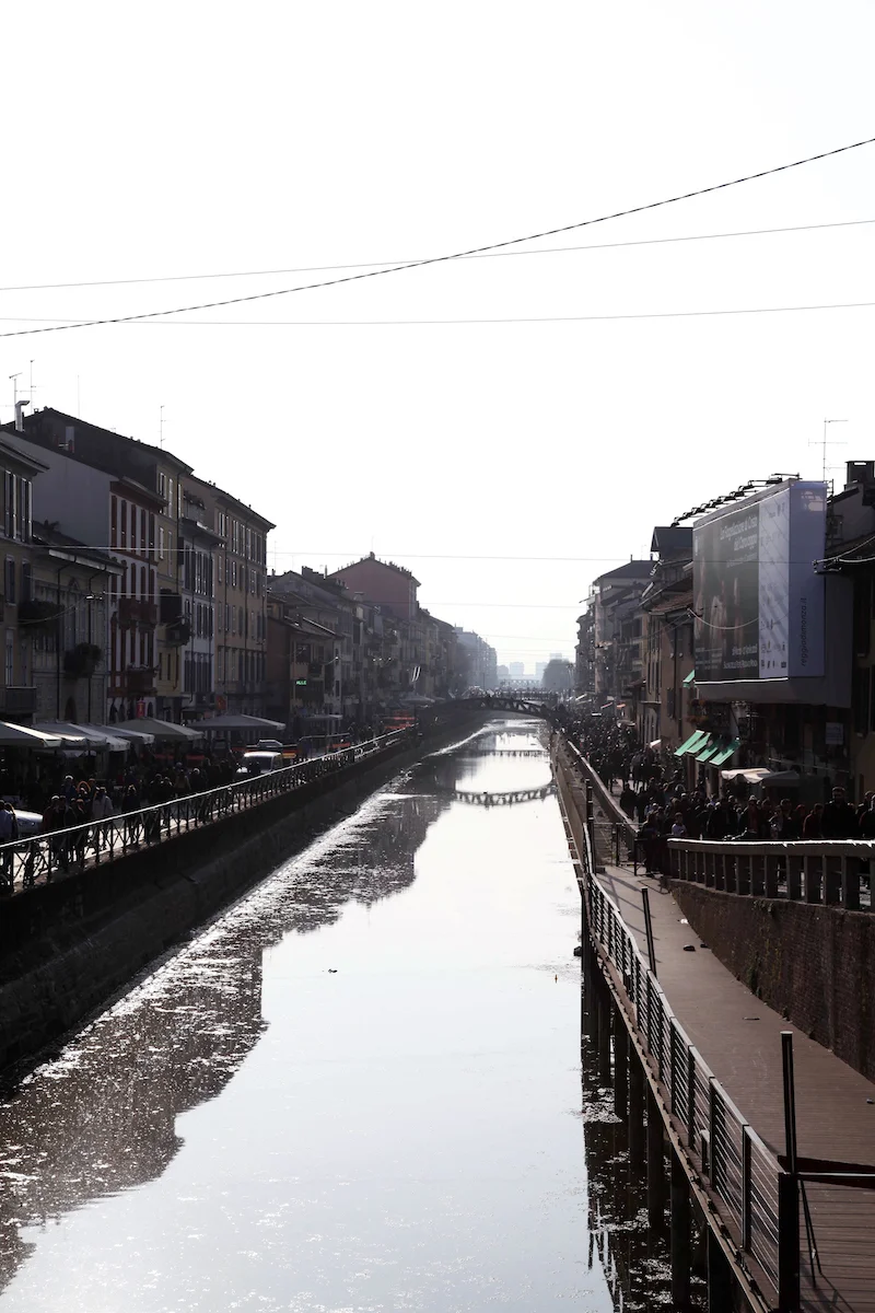 Navigli-District-of-Milan.jpg