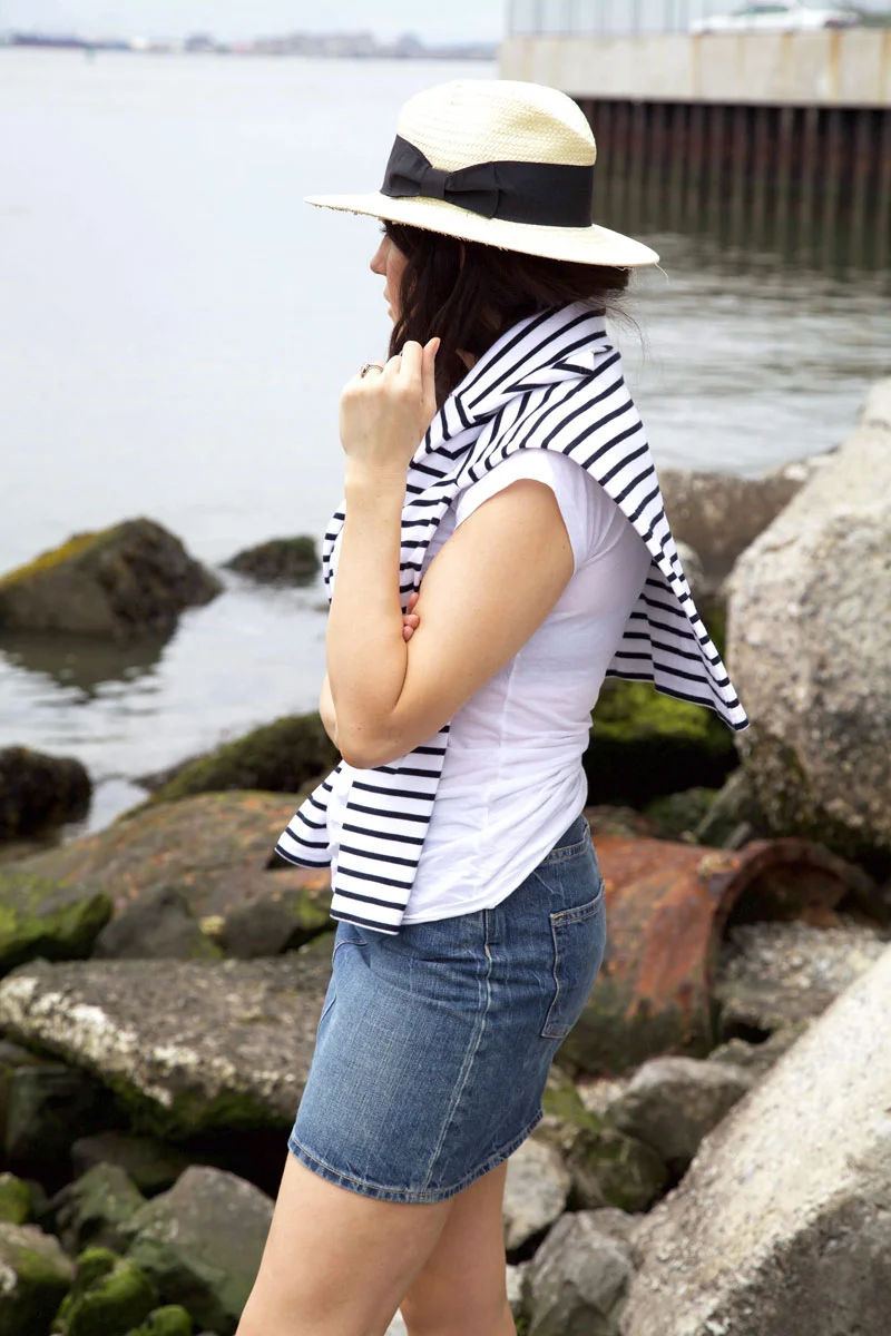denim-skirt-and-white-tee-3.jpg