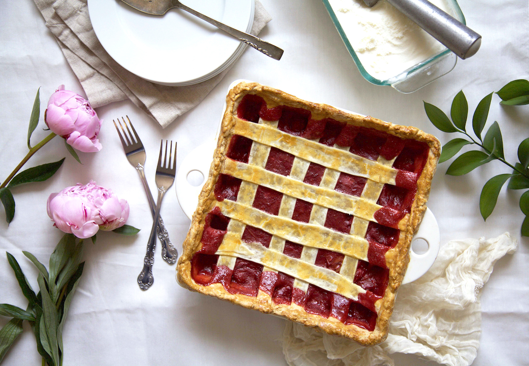 strawberry-rhubarb-pie-recipe.jpg