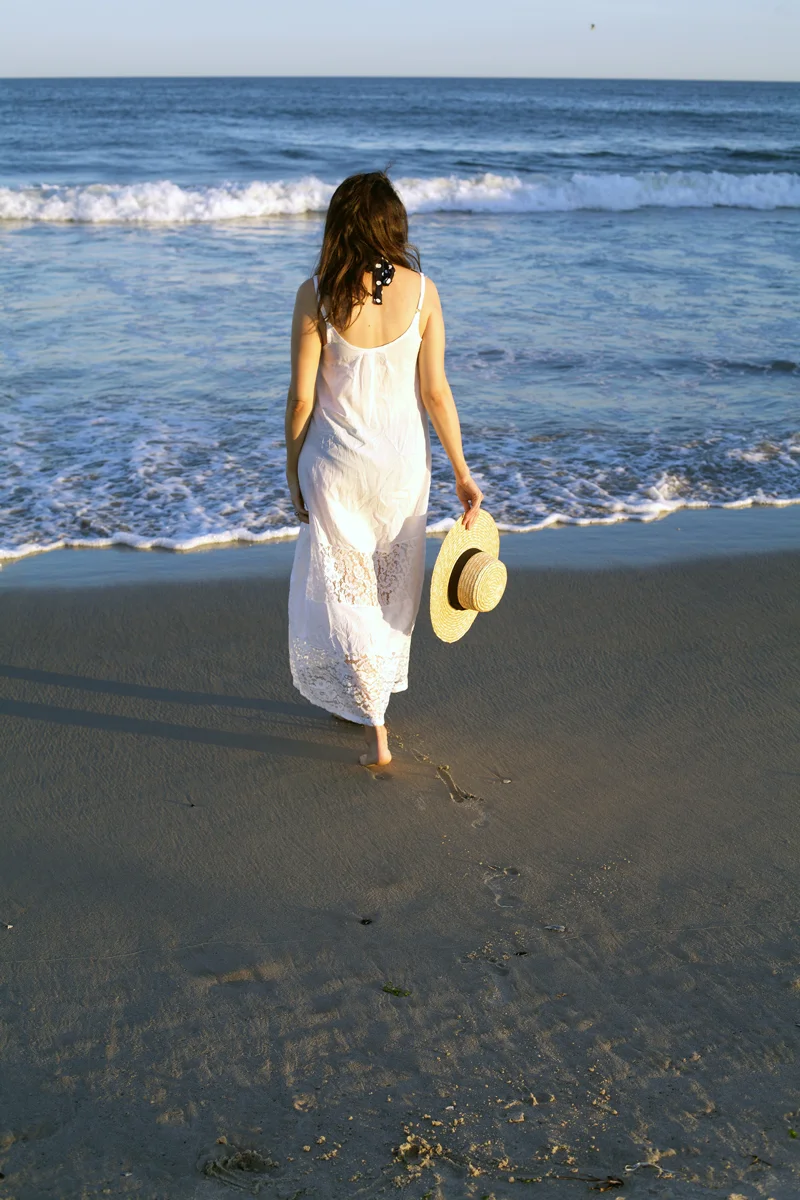white-maxi-dress.jpg