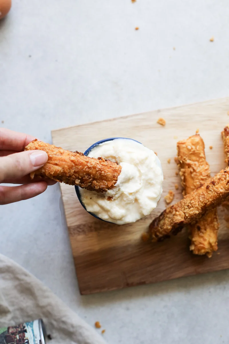 Cinnamon-Roll-French-Toast-Sticks-8.jpg