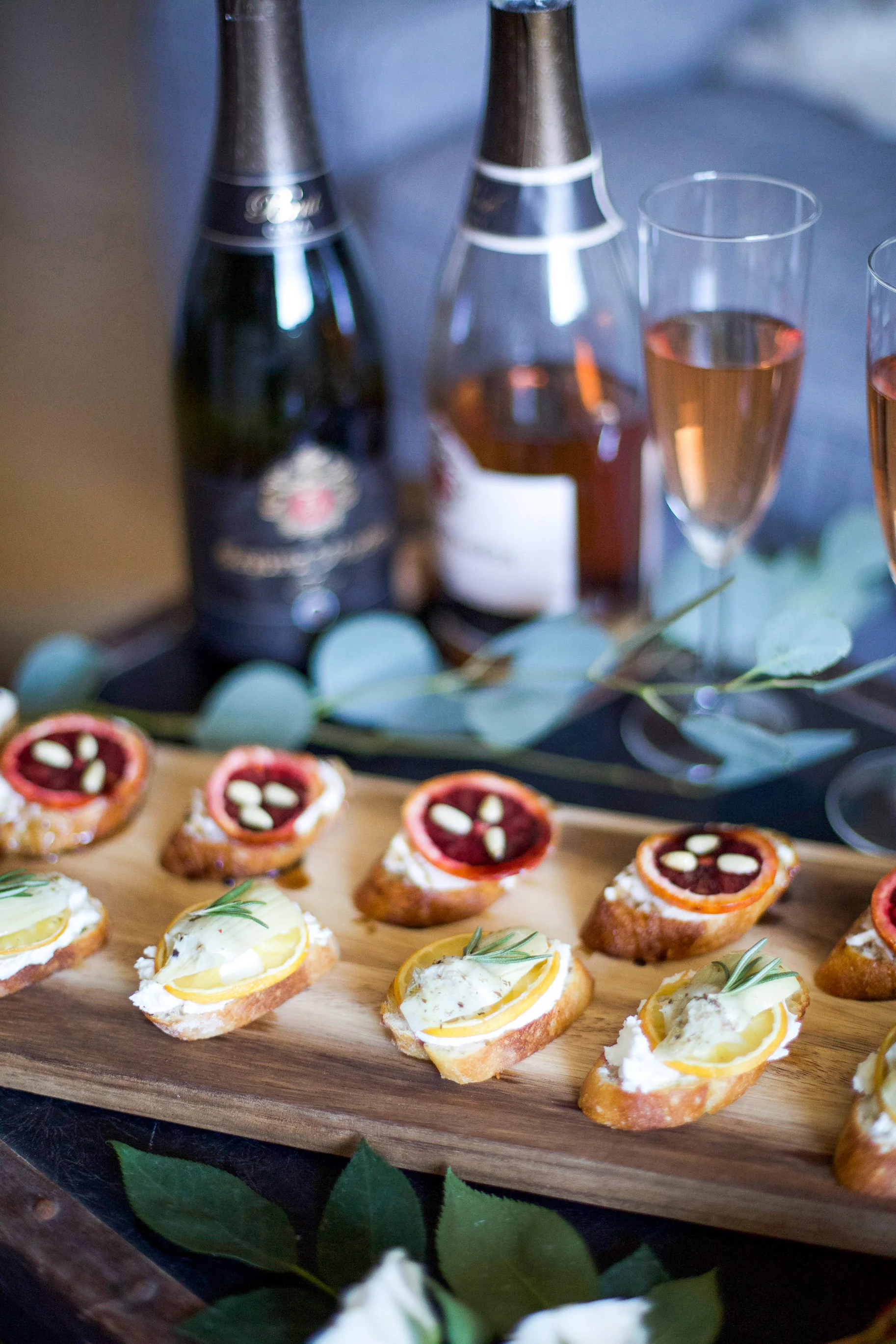 girls-get-together-idea-bubbles-bruschetta-and-bouquets5.jpg