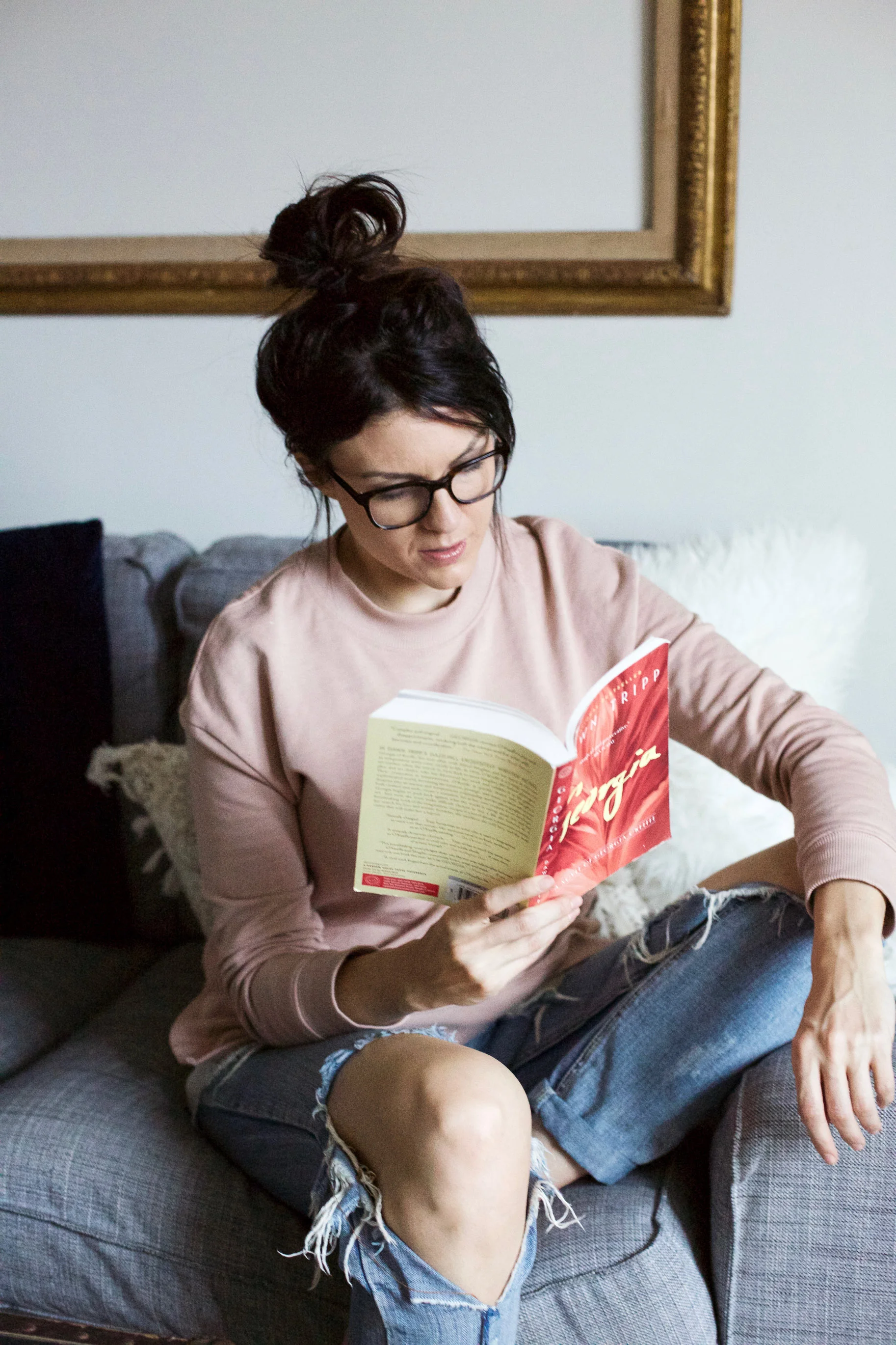 pink-sweatshirt-3-1.jpg