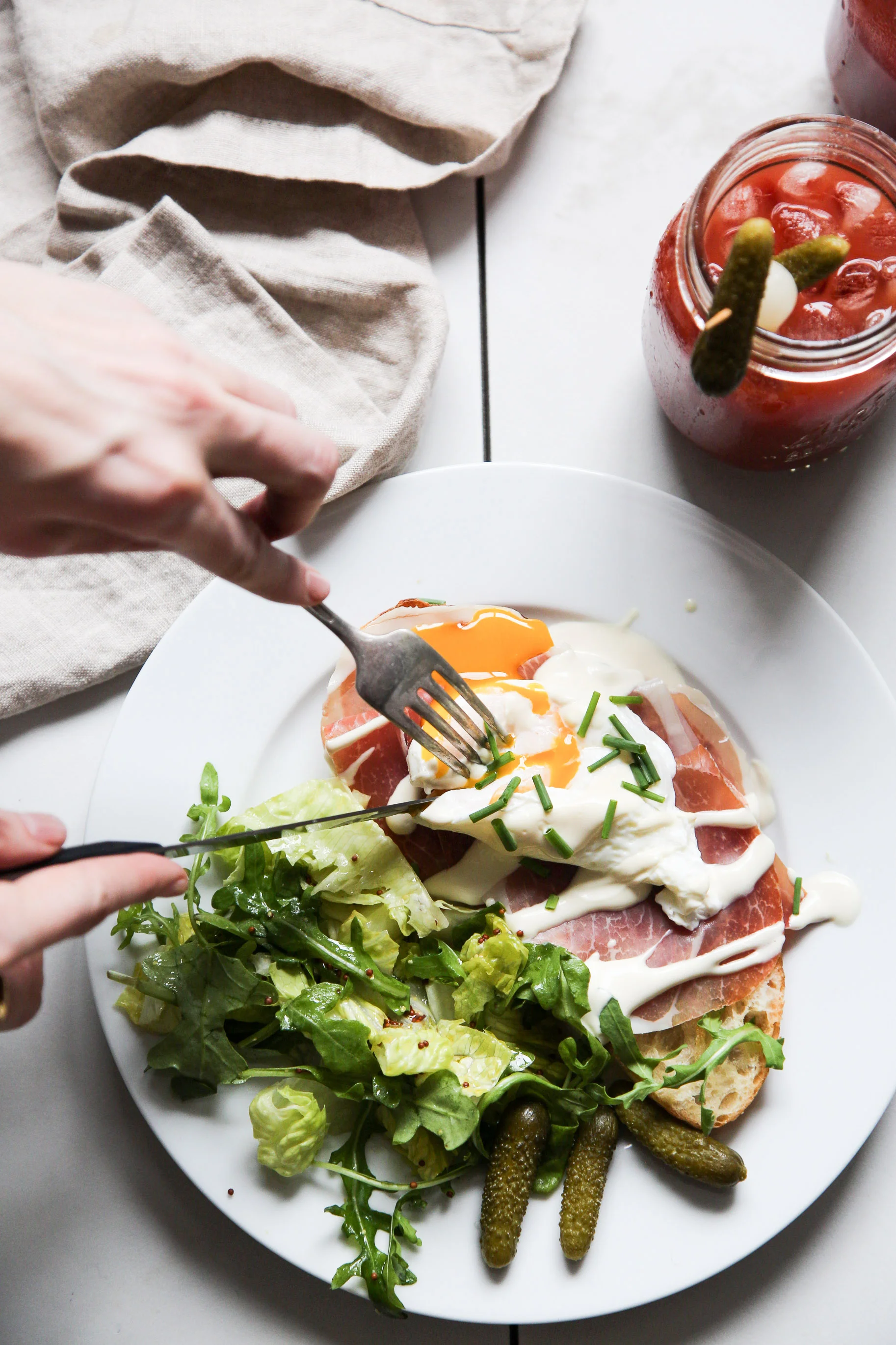 easy-faux-hollandaise-sauce-recipe6.jpg
