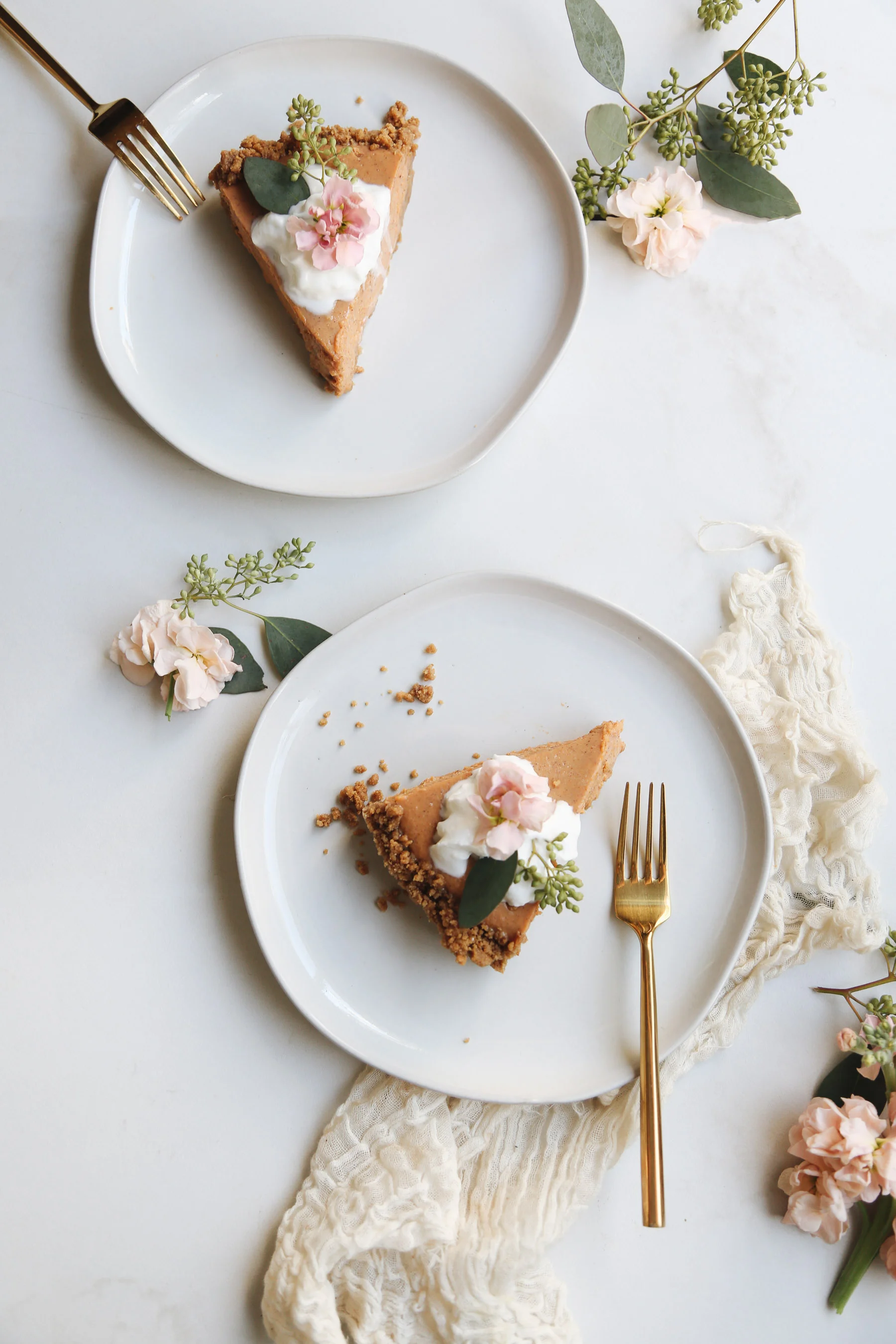 no-bake pumpkin pie with gingersnap crust (8 of 8).jpg