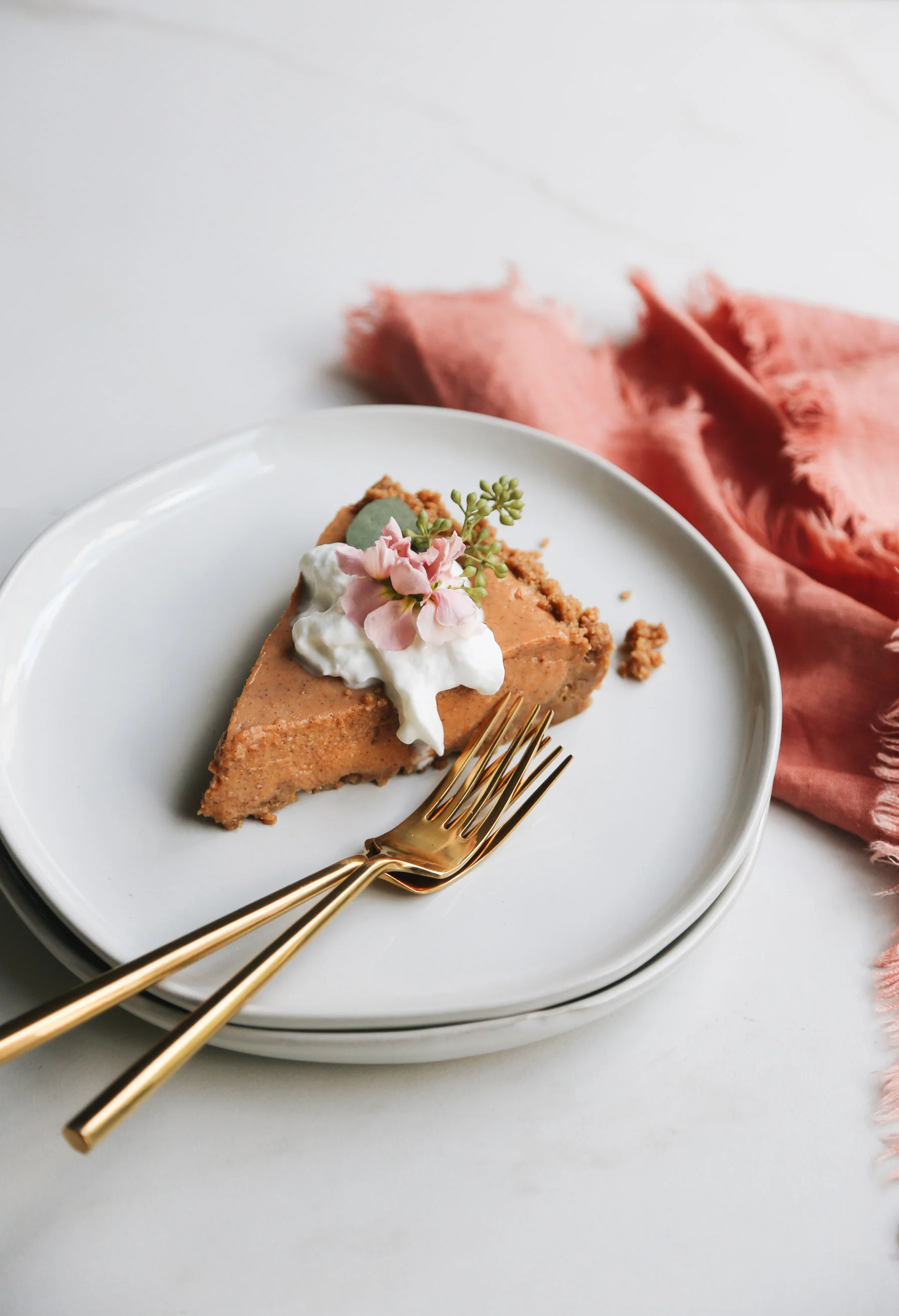 no-bake pumpkin pie with gingersnap crust (4 of 8).jpg